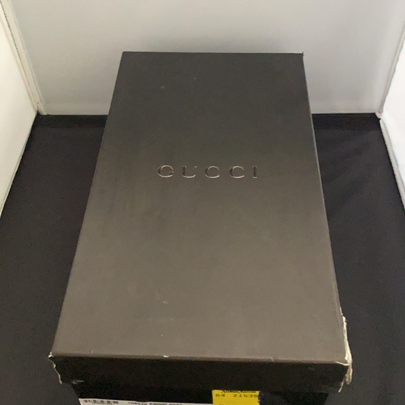 Gucci - Picture 6 of 7